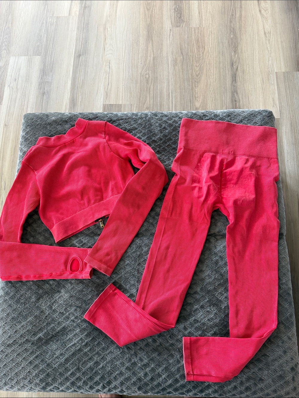 Daisy Bright Red Ribbed Top - Picture 5 of 7